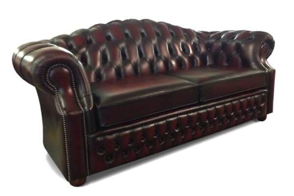 Oxford 3 Seater in Antique Red
