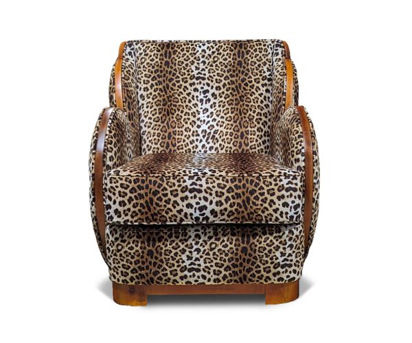 armchair scaled